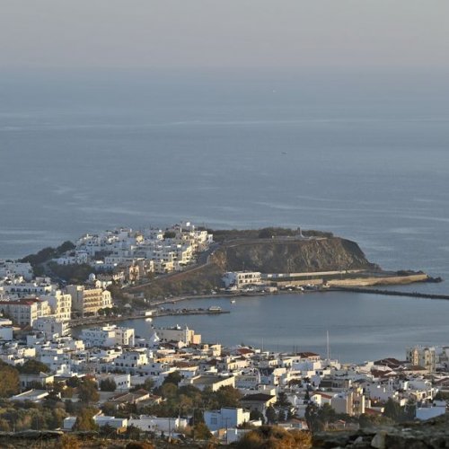 Cyclades orientales : Randonnées à Andros, Tinos, Syros (11 jours, 10 nuits)